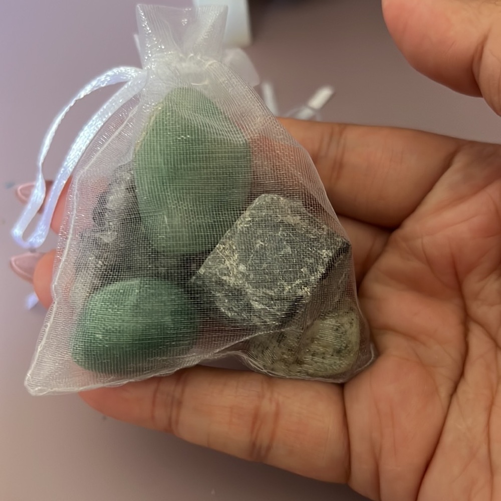 Mixed crystals. : green set - Picture 2 of 2